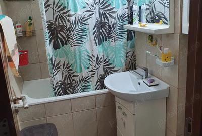 Apartament de inchiriat - 3 camere, Obor - 7