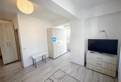 Garsonieră decomandată în Baza 3 - 3