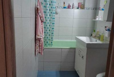 Apartament cu 3 camere semidecomandat, mobilat în Complex Studențesc - 8