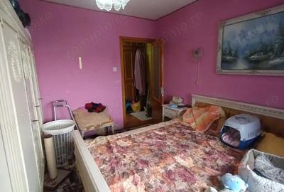 Apartament cu 4 camere decomandat în Dacia - 1