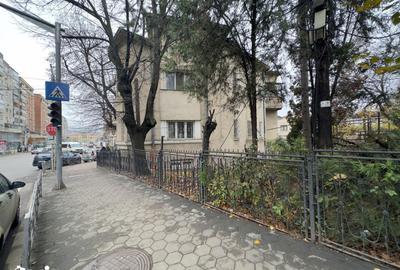 Spațiu comercial, de 151 mp, în Central - 6