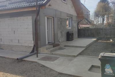 CASA CU 4 CAMERE SUPRAFATA UTILA 170MP SI TEREN 600MP SPRE VANZARE IN AVRIG - 19