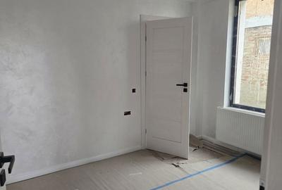 Apartament cu 3 camere în Calea București - 3
