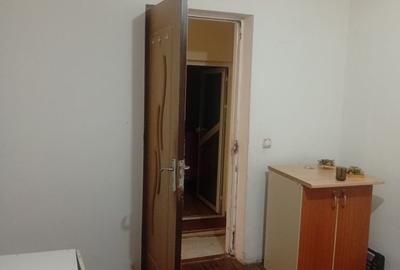 Casă cu Teren 25 Mp în Central - 3