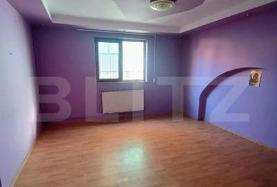 Casă cu 6 camere cu Teren 271 Mp în Malu Roșu - 6