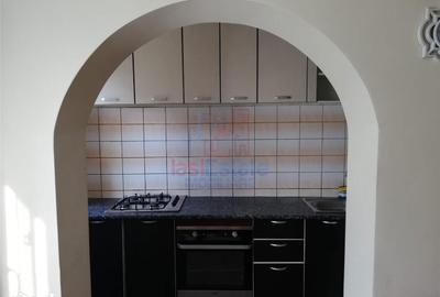 Apartament cu 3 camere semidecomandat, mobilat în Podu Roș - 3