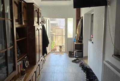 Casă cu 2 camere cu Teren 100 Mp în Central - 3