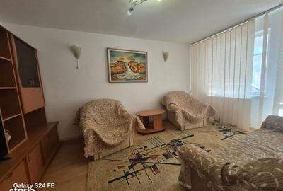 Apartament cu 3 camere în Central - 11