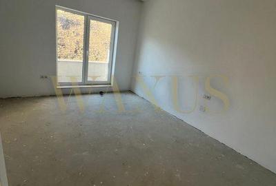 Casă cu 4 camere cu Teren 5.5 Mp în Central - 9