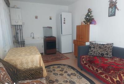Casă cu 4 camere cu Teren 1052 Mp în Central - 8