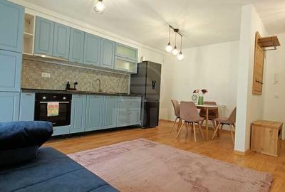 Apartament cu 2 camere semidecomandat, mobilat în Florești