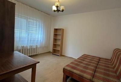 Inchiriere  Apartament cu 3 camere Decomandat zona Garii - 9