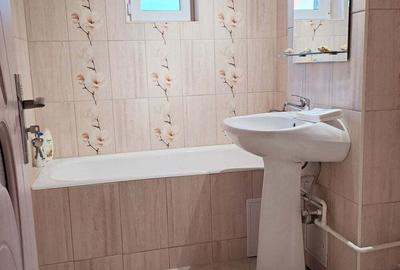 Apartament cu 3 camere decomandat în Sebeș - 5