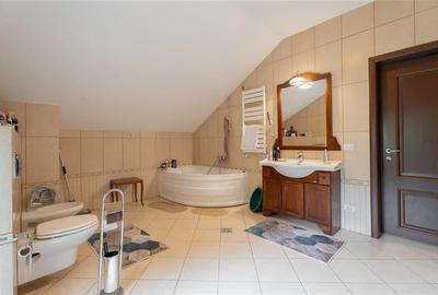 Vila individuala exclusivista cu teren generos in Bucium, Iasi - 22