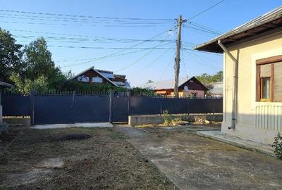 Casă cu Teren 917 Mp în Stâlpu - 4