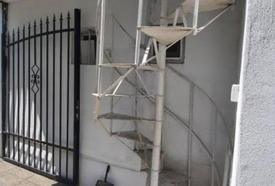 Eminescu, Tunari, imobil singur curte, comision 0 - 15