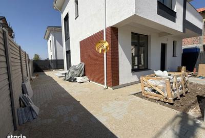 Casă cu 4 camere în Central