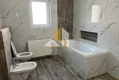 Apartament cu 4 camere decomandat în Central