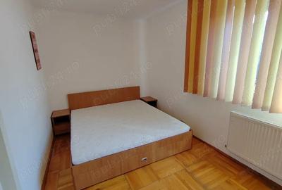 Apartament cu 3 camere semidecomandat în Dacia