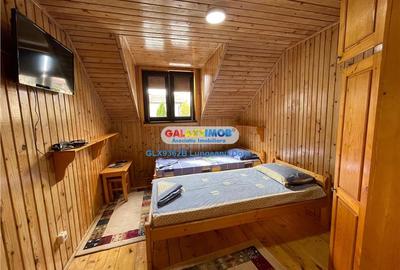 Casă cu 9 camere cu Teren 536 Mp în Central - 19