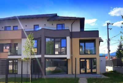 PRIMAVERII VILLAS, CARTIER PRIVAT LANGA ORAS; VILA ROSE - 1