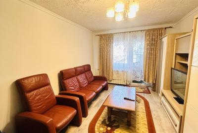 Apartament cu 3 camere decomandat în Central - 2