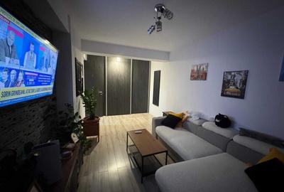 Apartament cu 2 camere decomandat în Lacul Morii