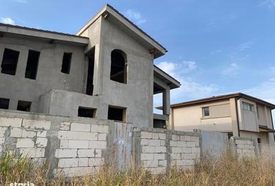 Casă cu 4 camere cu Canalizare în Central - 16