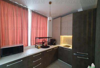 Garsonieră decomandată în Central - 2