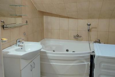 Apartament cu 3 camere decomandat în Independenței - 8