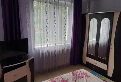2 camere in zona Cetatii