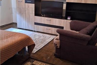 Casă individuală cu 9 camere cu Canalizare în Palazu Mare - 18