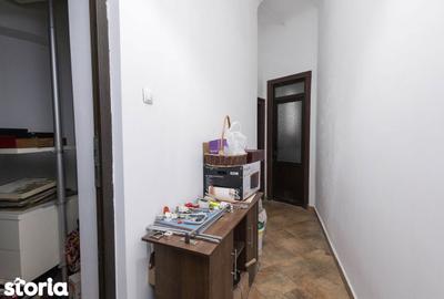 Spațiu comercial, de 122 mp, în Eminescu - 12