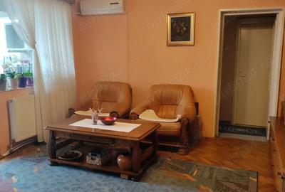 Apartament cu 3 camere semidecomandat în Careiului - 2