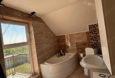 Casă cu Teren 500 Mp în Central - 1