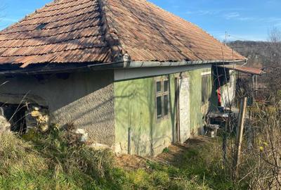 Casă cu 4 camere în Răscruci - 3