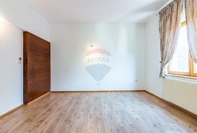 Casa / Vila in Pipera, strada Erou Iancu Nicolae - 27