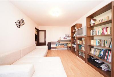 Apartament cu 3 camere decomandat în Decebal - 1