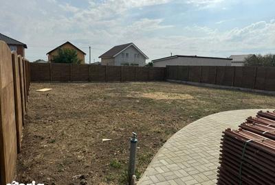 Casă cu 4 camere cu Teren 270 Mp în Central