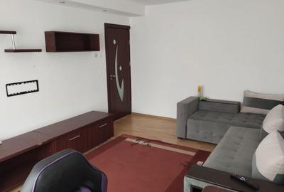 Apartament cu 3 camere decomandat în Central - 3