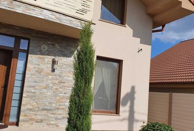Casă cu 4 camere în Exterior Vest - 1