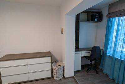 Casa de Cultura - 3 camere de inchiriat - termen lung - 4