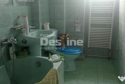 Apartament cu 3 camere decomandat în Central - 11