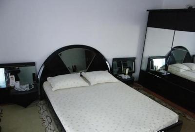 Casă cu 4 camere în Central - 2