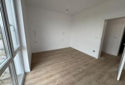 Apartament cu 2 camere semidecomandat în Moșnița Nouă - 4