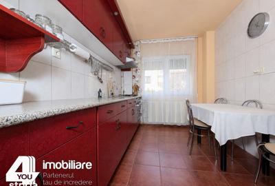Apartament cu 4 camere semidecomandat în Alfa