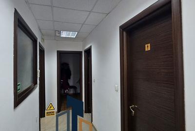 Spațiu comercial, de 2,814 mp, în Central - 4