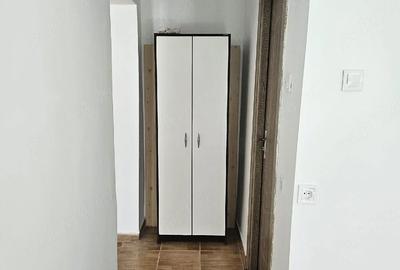 Spațiu comercial, de 50 mp, în Central - 8