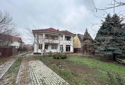 Spațiu comercial, de 330 mp, în Central