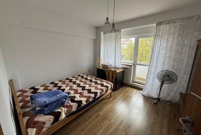 Apartament 3 camere decomandat, spatios, 5/8 -Bd.Unirii, Comision 0% - 6